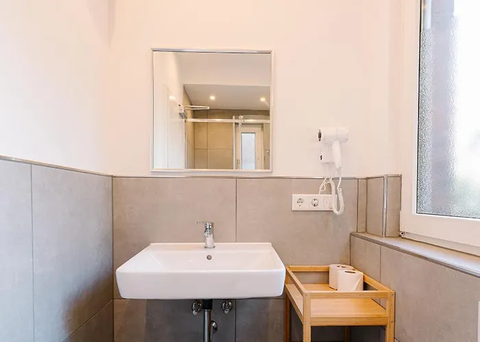Sago Airporthouse Oda ve Kahvaltı Düsseldorf