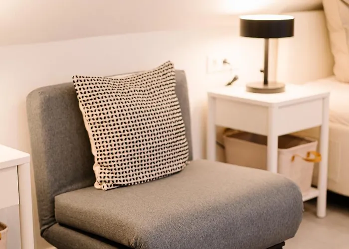 Sago Airporthouse Bed and breakfast *