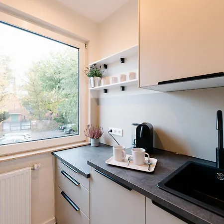 Oda ve Kahvaltı Sago Airporthouse Düsseldorf